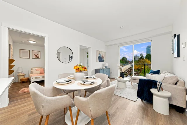 Staged Home A309 at Scott + 77, thumbnail of picture 6
