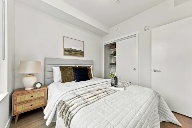Staged Home A313 at Scott + 77, thumbnail of picture 11