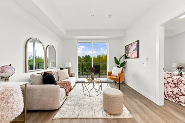 Staged Home A316 at Scott + 77, thumbnail of picture 8
