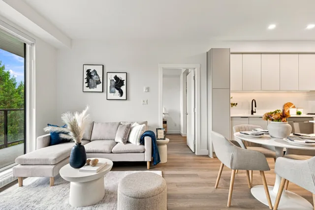 Staged Home A309 at Scott + 77, thumbnail of picture 11