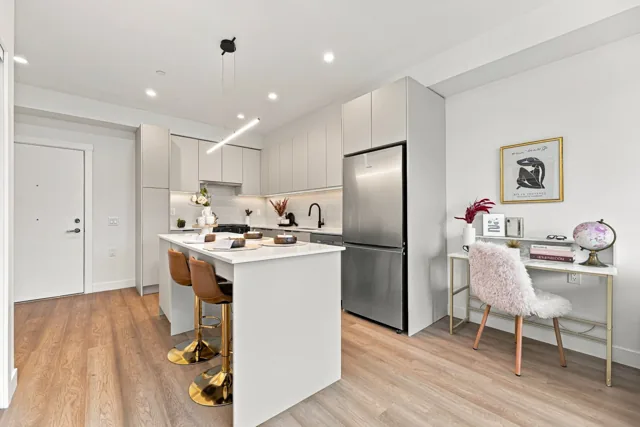 Staged Home A316 at Scott + 77, thumbnail of picture 5